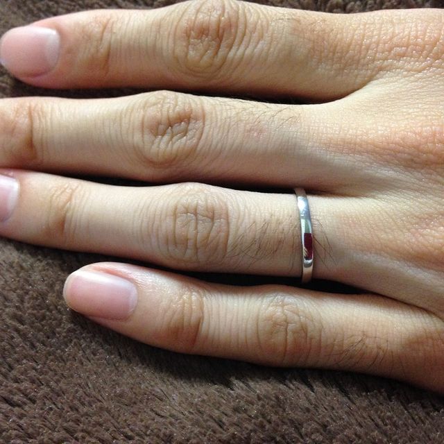 【銀座ダイヤモンドシライシの口コミ】 お店で一番シンプルで、厚みがなく、角ばっているデザインで、値段が手ご…