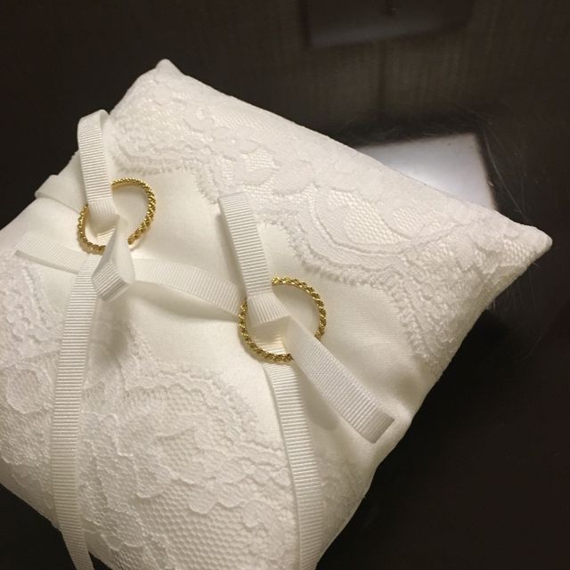 【ブシュロン(BOUCHERON)の口コミ】 ゴールドの結婚指輪を探していて様々なブランドを見ましたが、「セルパン…