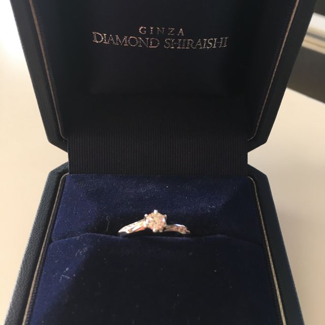 【銀座ダイヤモンドシライシの口コミ】 以前、結婚指輪と一緒の時期に購入した婚約指輪を紛失してしまったので、…