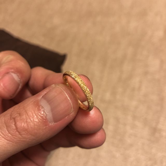 【アイプリモ(I-PRIMO)の口コミ】 あまり他の人が選ばないと話を聞いたのが決めて！
ピンクゴールドは色黒の…