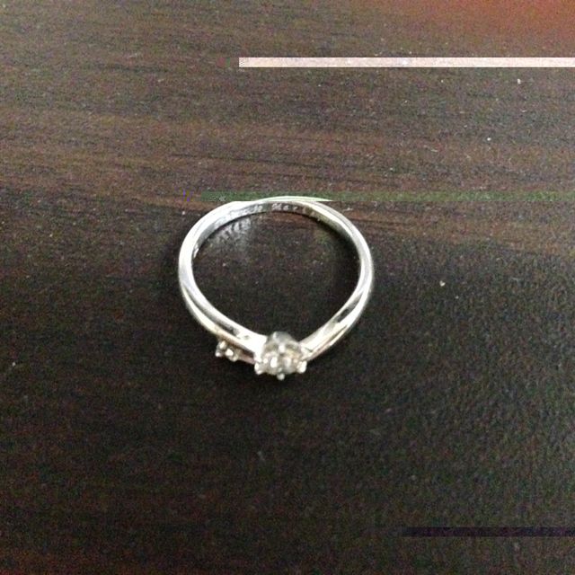 【アイプリモ(I-PRIMO)の口コミ】 こちらの商品は星座をモチーフに作られていて、とてもロマンチックだと感…