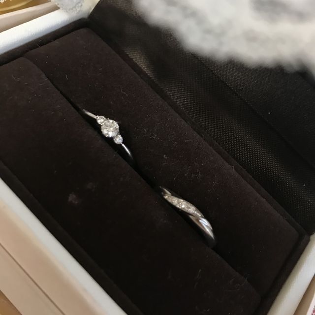 【アイプリモ(I-PRIMO)の口コミ】 私の指はふっくらしていてとても綺麗とは言えませんが、指輪はシンプルだ…