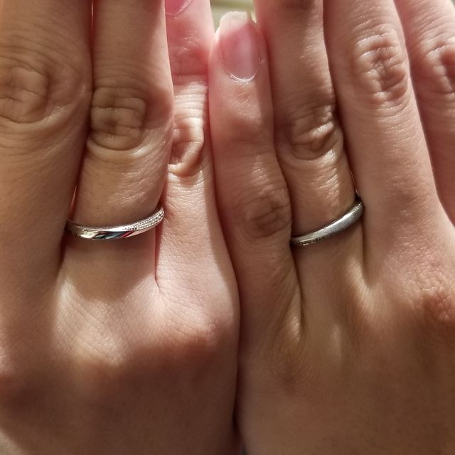 【銀座ダイヤモンドシライシの口コミ】 エンゲージリングを購入した海外ブランドと悩んだが、日本人の指に滑らか…