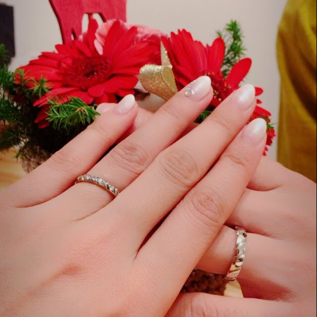 【ショーメ(CHAUMET)の口コミ】 主人がショーメのデザインに一目惚れしたので購入に至りました。
私が付け…