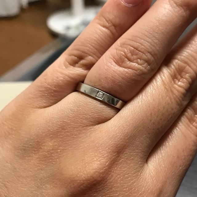 【ブルガリ(BVLGARI)の口コミ】 結婚指輪はリングが丸くなめらかになったデザインの物が多いと感じたので…