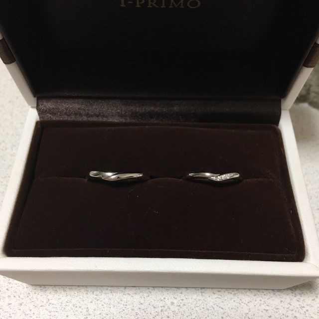 【アイプリモ(I-PRIMO)の口コミ】 元からペアでのリング購入を考えていました。お互いに指が細めだったので…