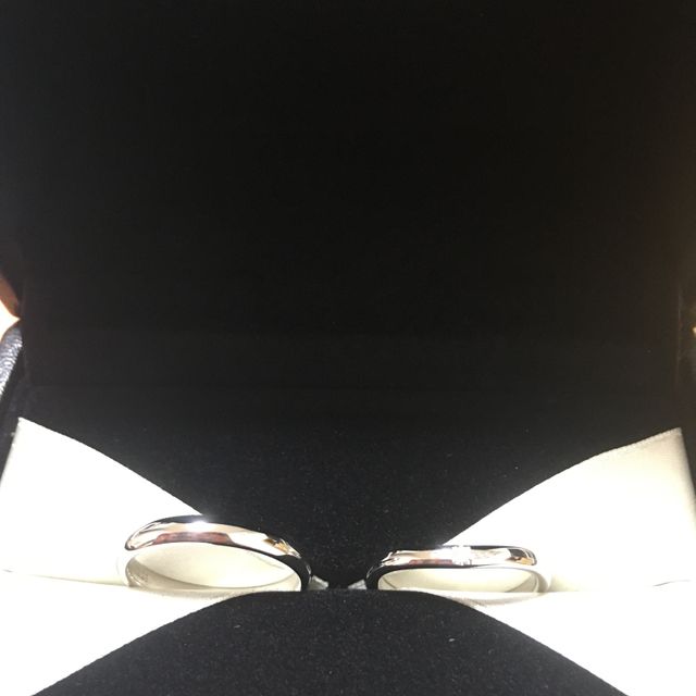 【エクセルコダイヤモンド(EXELCO DIAMOND)の口コミ】 もともと、シンプルで華奢なデザインの指輪を希望していたので、まさに私…