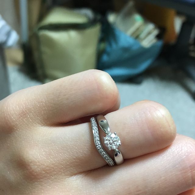 【カルティエ(Cartier)の口コミ】 購入したのはカルティエのバレリーナ カーブです。その他5件ほど検討しま…