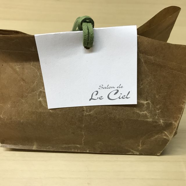 【サロン・ド・ルシェルの口コミ】 フルオーダーなのでデザインが漠然としていた私たちはデザインを決めきれ…