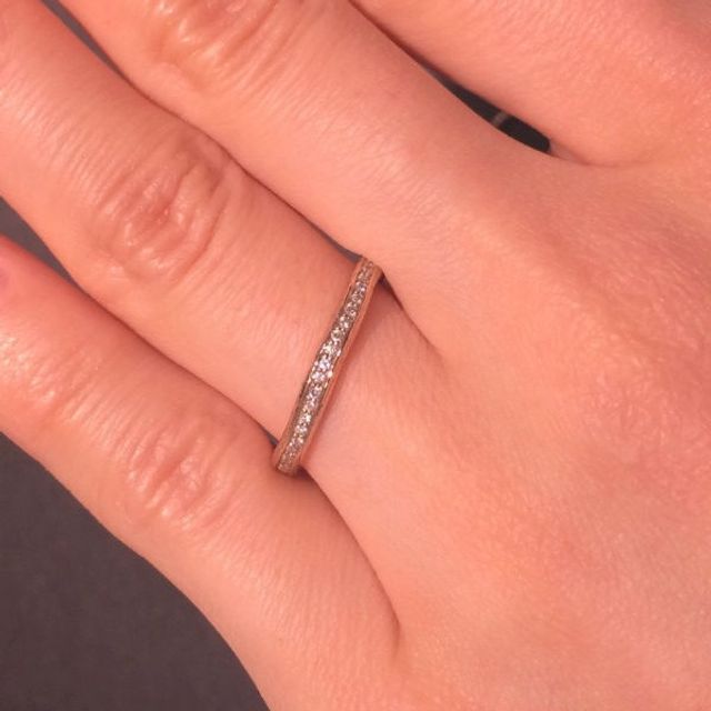 【SIENAROSE(シエナロゼ)の口コミ】 比較的シンプルなデザインですが、味わいのある雰囲気であり、ラインに沿…