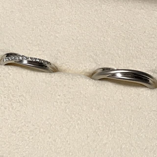 【I's stone(アイズストーン)の口コミ】 初めての指輪選びでしたが、店員さんの親身なアドバイスもあり、２人が納…