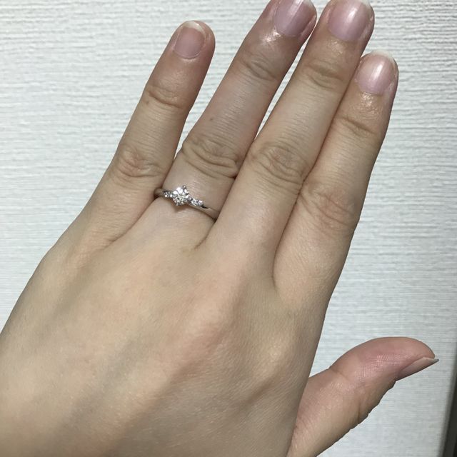 【アイプリモ(I-PRIMO)の口コミ】 シンプルなデザイン性。
嵌めた時に自分の指にしっくりくるか。
何個か見…