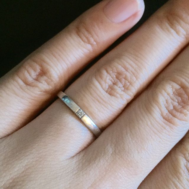 【ヴァンドーム青山(VENDOME AOYAMA)の口コミ】 結婚指輪はずっとつけたまま過ごしたかったので、家事の邪魔にならないシ…