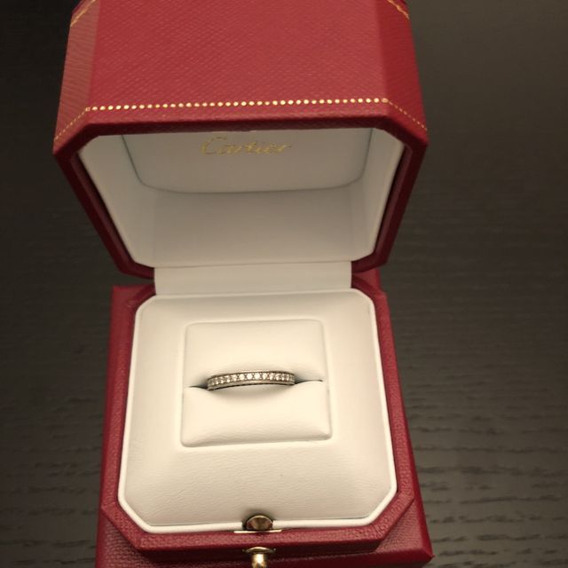 【カルティエ(Cartier)の口コミ】 とにかくキラキラした指輪が欲しかった。何軒かブランドを回り同じような…
