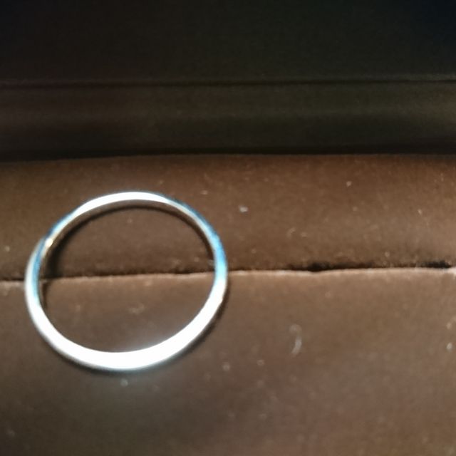 【アイプリモ(I-PRIMO)の口コミ】 シンプルで安いものを選んだ。
妻の指輪に金額をかけたかったので、男性用…