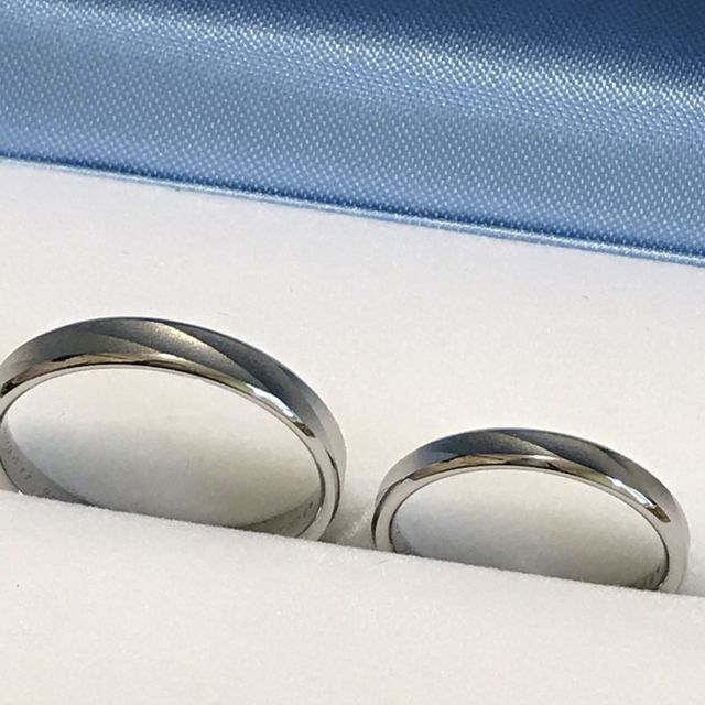 【GALA JEWELRY(ガラジュエリー)の口コミ】 長く使うことを考えてシンプルなもの、また男女で同じデザインのものを希…