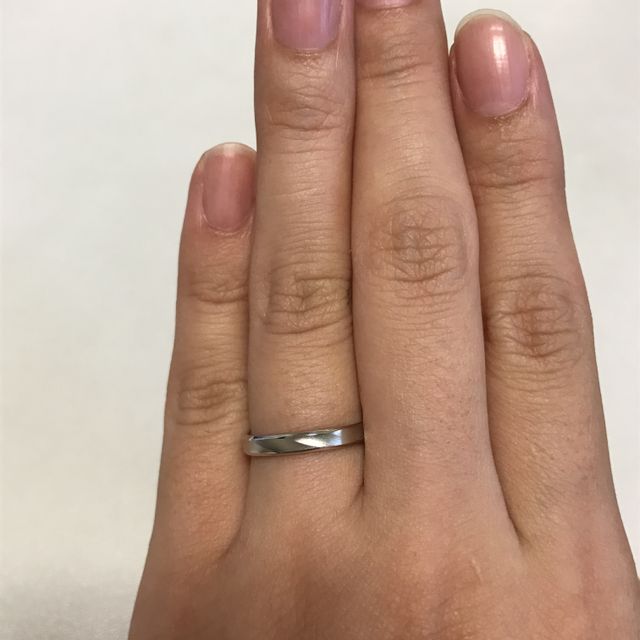 【GALA JEWELRY(ガラジュエリー)の口コミ】 長く使うことを考えてシンプルなもの、また男女で同じデザインのものを希…