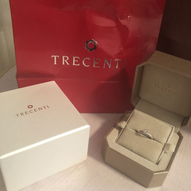 【TRECENTI(トレセンテ)の口コミ】 昔から気になっていたお店で、花の形をした指輪が可愛くて、将来付けてみ…