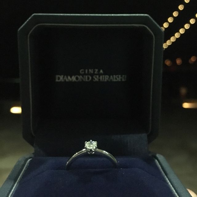【銀座ダイヤモンドシライシの口コミ】 プロポーズで頂きました！

派手なものよりシンプルなものが
好みな私に合…