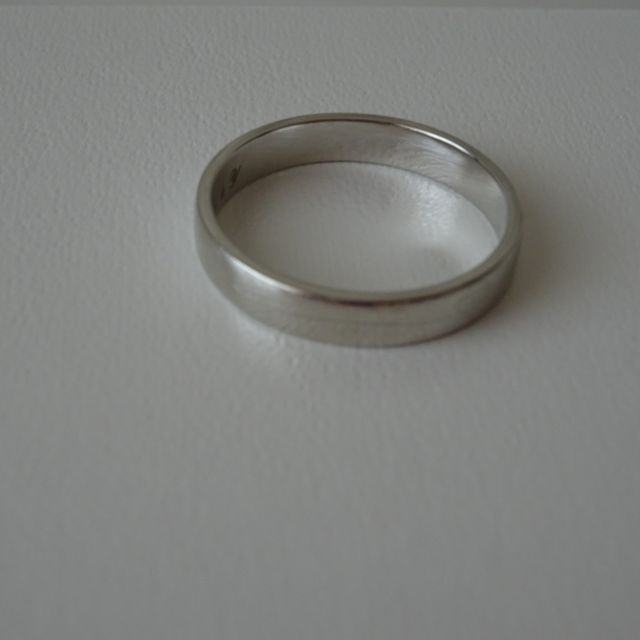 【ギンザタナカブライダル(GINZA TANAKA BRIDAL)の口コミ】 とにかく、どこのブランドと比べても、同じ品質なのに、値段が安かったで…