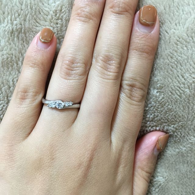 【VERITE(ベリテ)の口コミ】 そんなに価格をかけたくなかったが、旦那さんがちゃんとダイヤの指輪をプ…