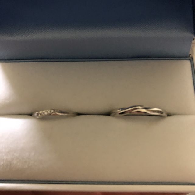 【GALA JEWELRY(ガラジュエリー)の口コミ】 デザインと価格がとても納得のいくものでした。
今風のデザインがとても気…