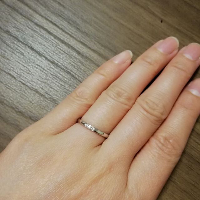 【GALA JEWELRY(ガラジュエリー)の口コミ】 価格がお求めやすい。
好きなシンプルデザインがたくさんあり、
そのデザ…