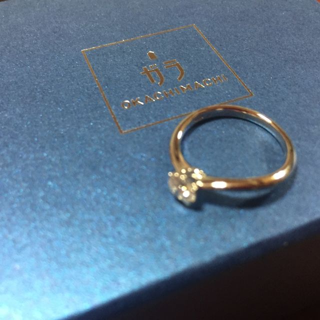 【GALA JEWELRY(ガラジュエリー)の口コミ】 シンプルなデザインで、ダイヤの輝きが際立って見えるところがお気に入り…