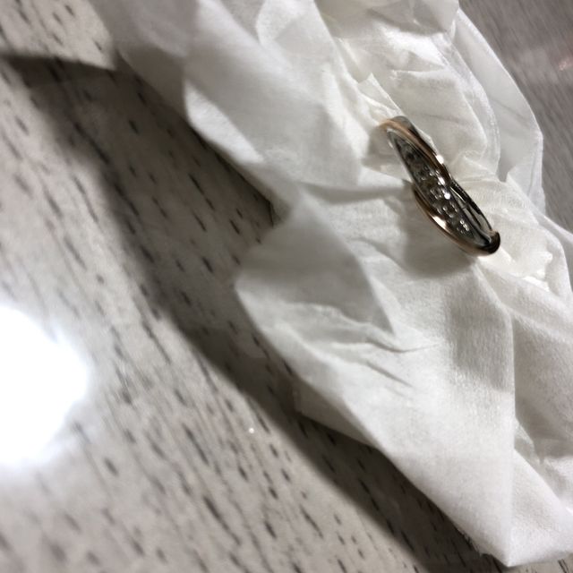 【アイプリモ(I-PRIMO)の口コミ】 キラキラと光って可愛かったのと、華奢なのが欲しかったので相談したとこ…