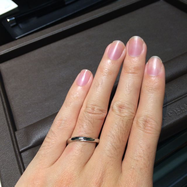 【アイプリモ(I-PRIMO)の口コミ】 ウェーブしていて、指と手のひらにしっくりくる。ガッツリしたものや、仕…