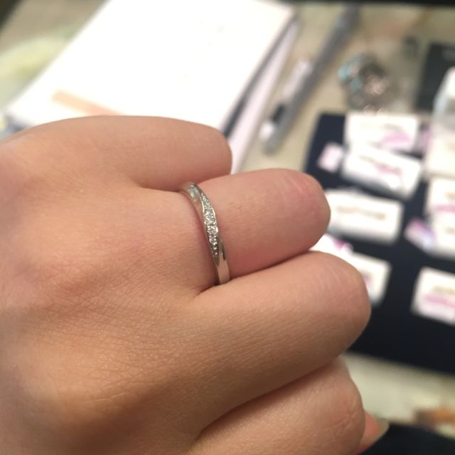 【美輪宝石の口コミ】 結婚指輪、二つで99800円のものから選んでましたが、種類はそこまで多くは…