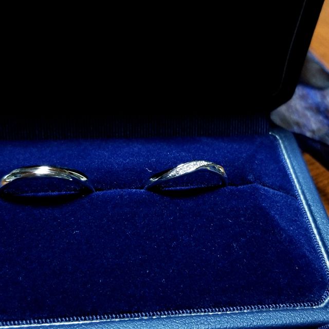 【銀座ダイヤモンドシライシの口コミ】 自分の悩み:指が太く短い、イエローベースで肌色黒めなのでプラチナの色と…