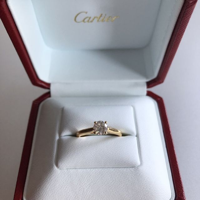 【カルティエ(Cartier)の口コミ】 購入するまで様々な店舗を回りましたが、こちらのお店の方の気持ちのよい…