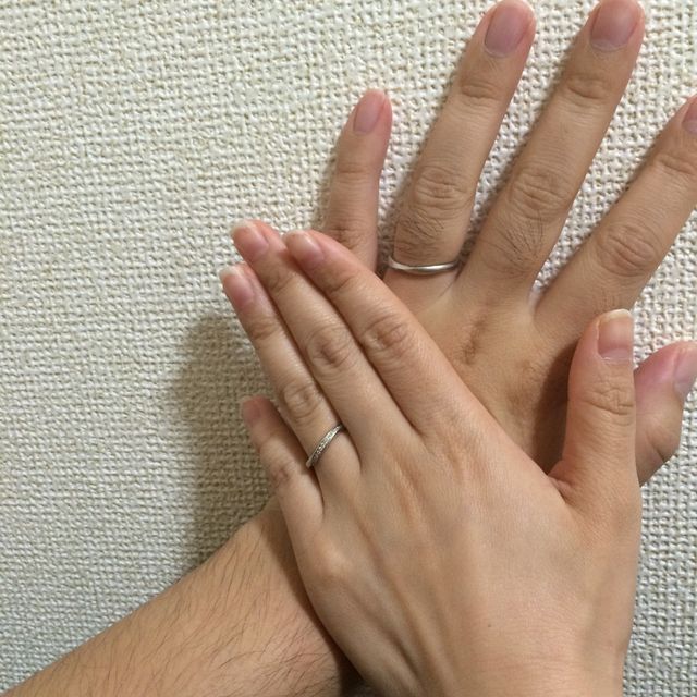 【4℃ BRIDAL(ヨンドシーブライダル)の口コミ】 たくさんの指輪のお店が並んでいる場所で何店舗も回ると迷ってしまうと思…