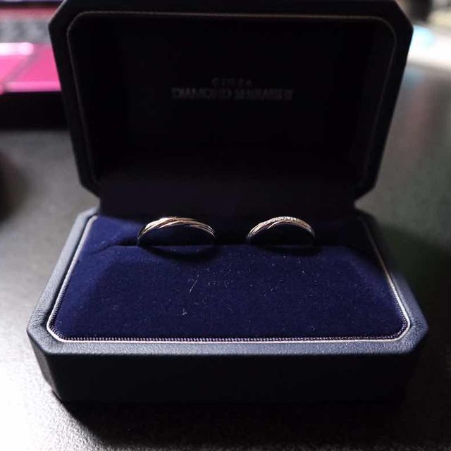 【銀座ダイヤモンドシライシの口コミ】 元々婚約指輪をダイヤモンドシライシさんで購入したので、同じメーカーで…