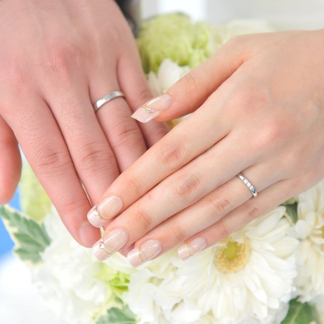 【MIKIMOTO(ミキモト)の口コミ】 婚約指輪もこちらのお店で購入し、その指輪が大変素敵だったので、婚約指…