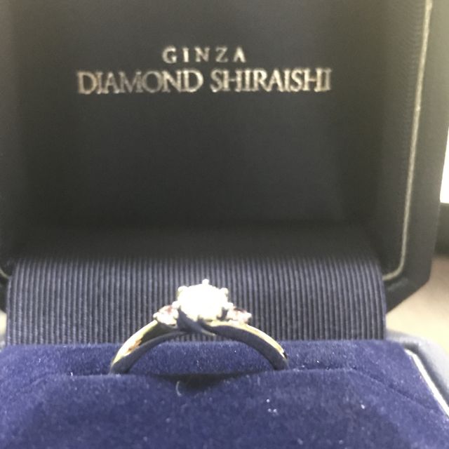 【銀座ダイヤモンドシライシの口コミ】 ダイヤモンドの質が良かった！
中でも水みたいに光るダイヤモンドを用意し…