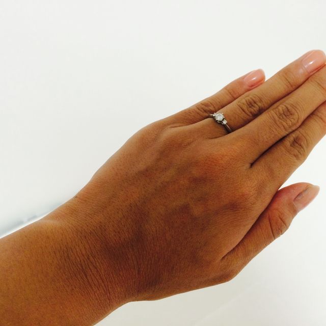 【4℃ BRIDAL(ヨンドシーブライダル)の口コミ】 元々ディズニーデザインの婚約指輪を検討していました。憧れのシンデレラ…