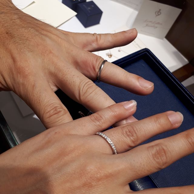 【銀座ダイヤモンドシライシの口コミ】 この価格で永久保証のサービスはなかなかない。リングもシンプルななかで…