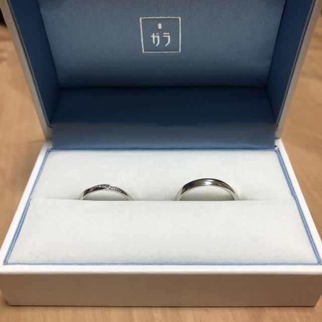 【GALA JEWELRY(ガラジュエリー)の口コミ】 シンプルなデザインで長く使えると思いました。主人が指輪にあまり興味が…