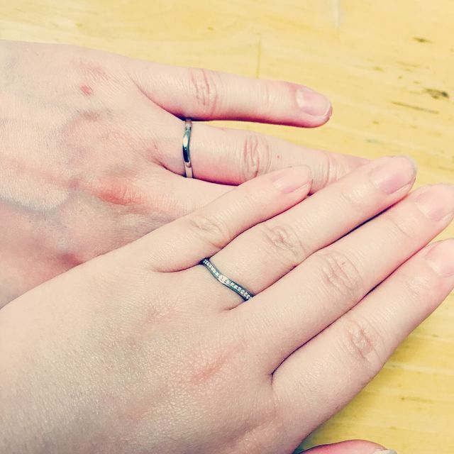 【カルティエ(Cartier)の口コミ】 プロポーズの時にカルティエのバレリーナの婚約指輪を頂いたので、同じシ…