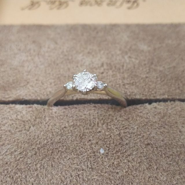 【俄(にわか)の口コミ】 ホームページで俄さんを見つけ、国内製品であること、指輪ひとつひとつに…