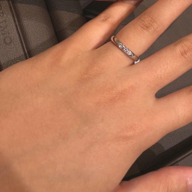 【アイプリモ(I-PRIMO)の口コミ】 オーソドックスなデザインで大人っぽく落ち着いた印象があります。ストレ…