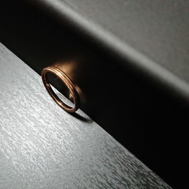 【FRAU KOBE JAPAN(フラウ コウベ ジャパン)の口コミ】 色黒にはピンクゴールドがベストマッチなんです。
やっぱり指を綺麗に見せ…