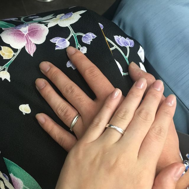 【4℃ BRIDAL(ヨンドシーブライダル)の口コミ】 可愛くて指にフィットする感じがしました。
つけ心地がいいのに
可愛くて…