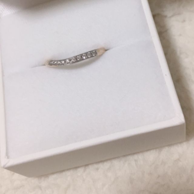 【MILK&Strawberry(ミルクアンドストロベリー)の口コミ】 婚約指輪は以前から決めていましたが、
結婚指輪は重ね付けをしたいと
思…