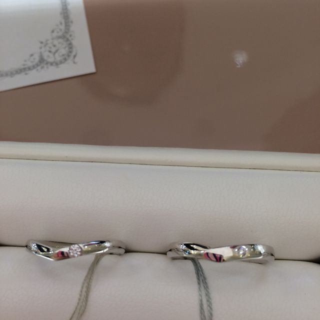 【TRECENTI(トレセンテ)の口コミ】 私が指輪を選んだ時のポイントは、

①毎日つけられること
②ピンクダイヤモ…