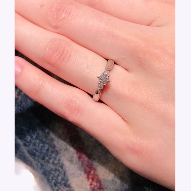【エクセルコダイヤモンド(EXELCO DIAMOND)の口コミ】 ミル打ちのリングデザインに一目惚れでした…！指輪それぞれに名前…