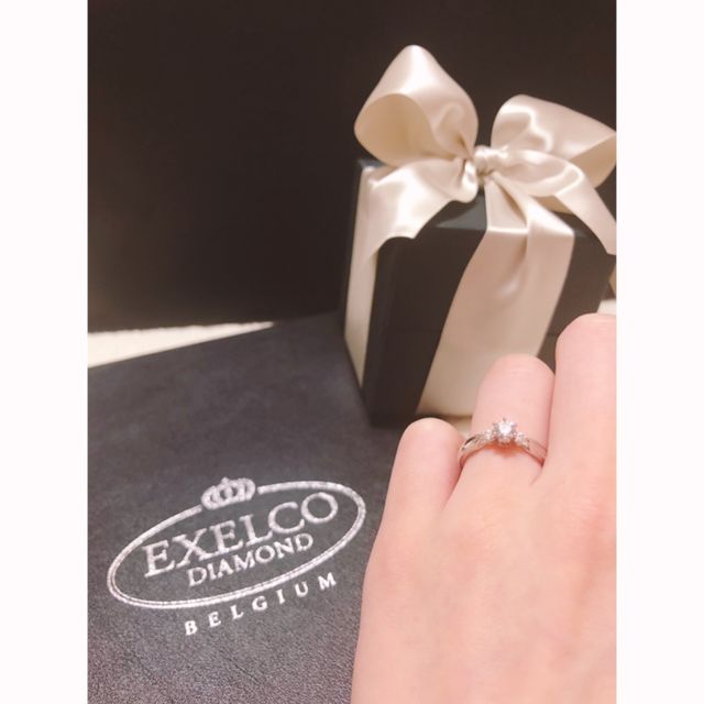 【エクセルコダイヤモンド(EXELCO DIAMOND)の口コミ】 ミル打ちのリングデザインに一目惚れでした…！指輪それぞれに名前…