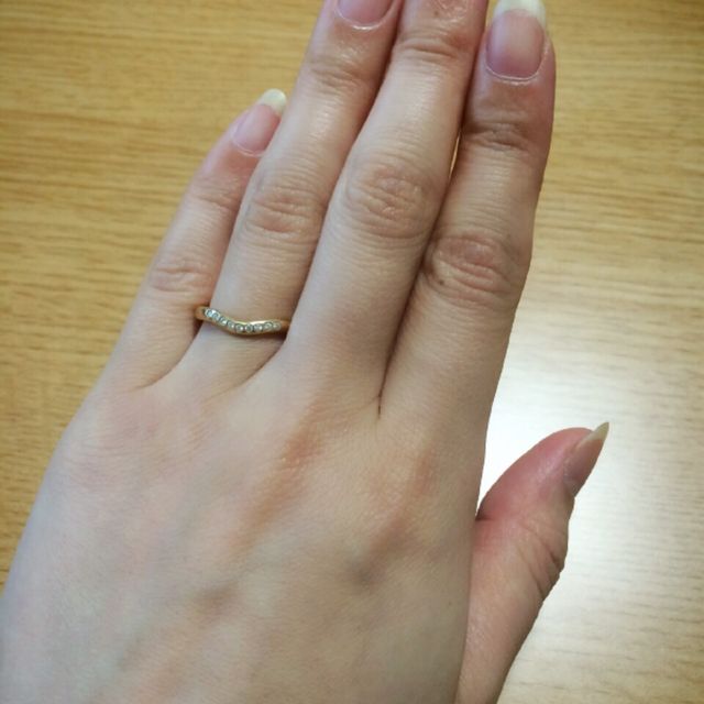 【ティファニー(Tiffany & Co.)の口コミ】 日常生活では身に付ける事が少ない婚約指輪を、なるべく付けやすいように…